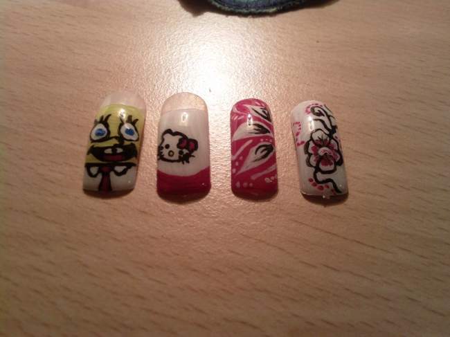 LOL...die sind von 2011 Blumen auf Netz - Anleitung für künstliche Nägel in Nageldesign