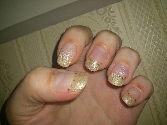 French mit Silver-Gold glitter farbgel von Jolifin der erste Versuch alleine! in Anfänger Nageldesign