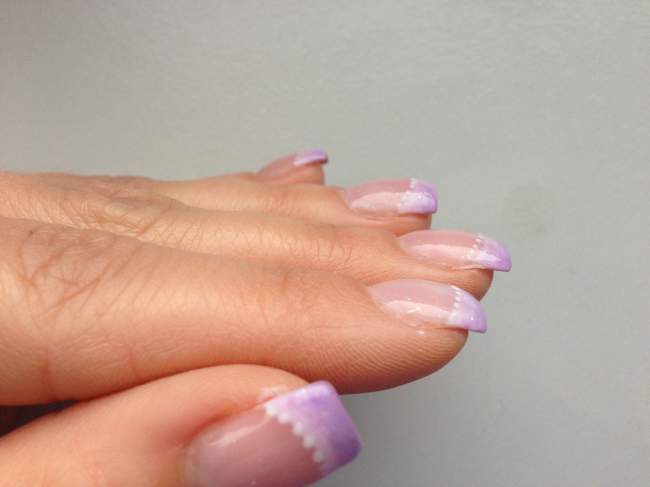 Mein Aufbau, ich mag ihn etwas abgeflacht lieber. Bei längerem Nägeln würde  Farbverlauf French Lavender (Gel) in Anfänger Nageldesign