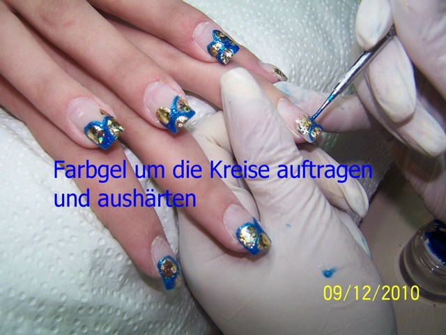 mini-6 Retro-Style verschiedene Anleitungen in Nageldesign