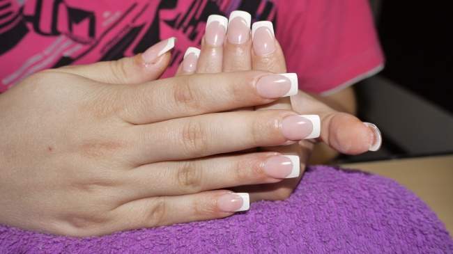 nochmal von oben Frenchmodellage bitte um hilfreiche Kritik in Anfänger Nageldesign