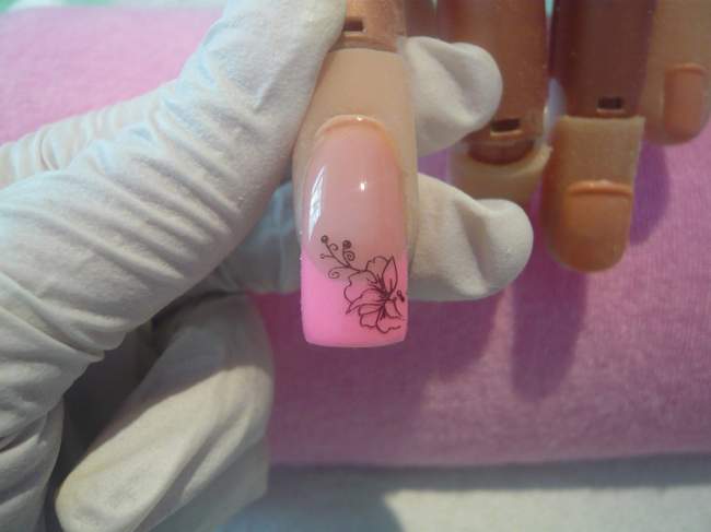 Fertig versiegelt mit Stamping Gel Nagel am Nailtrainer, bitte um Bewertung in Anfänger Nageldesign