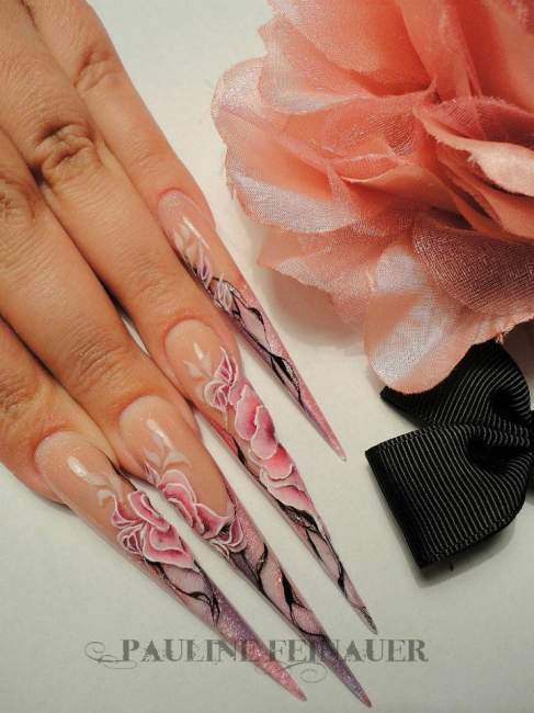 Pauline Feinauer Naildesign Schulungen in Erfurt in Nailart Schulung