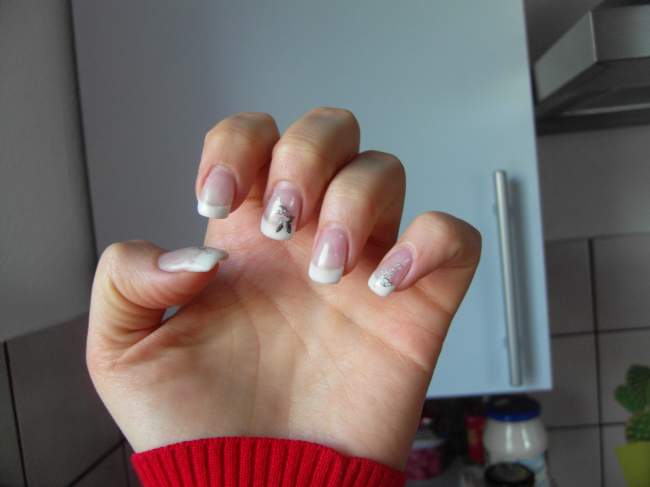 alle im Griff :D 3. Versuch.French weiß in Anfänger Nageldesign