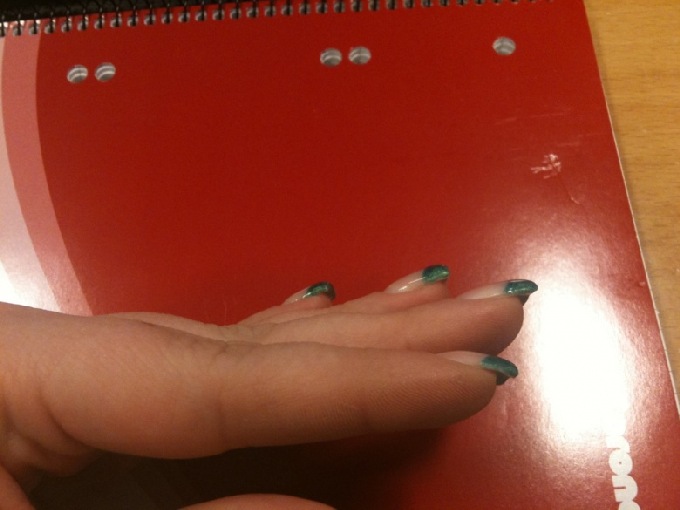 Seite Green Metalic French in Anfänger Nageldesign