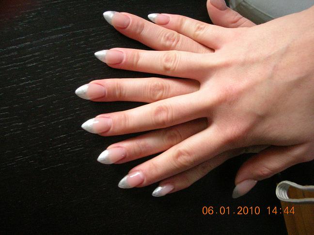 silberklalle Erste Schablonenmodellage silber French in Anfänger Nageldesign