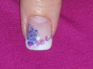 der Daumen, so sehen alle aus Tipverlängerung nach einer Pause in Anfänger Nageldesign