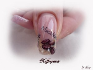  Kaffeepause in Anfänger Nageldesign
