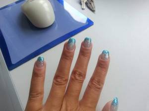 Oben Türkis- Glitternails, Kritik erwünschten in Anfänger Nageldesign