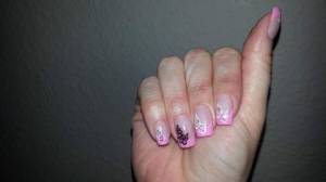 Draufsicht rosa-french mit blütenstamping in Anfänger Nageldesign
