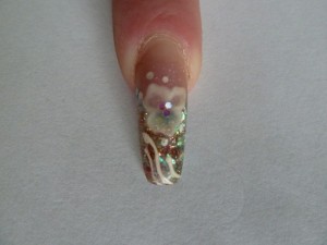 und hier ein weiterer Nagel und was meint Ihr dazu??????? acrylmodellage Was meint Ihr dazu? in Anfänger Nageldesign