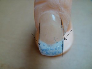  2. Versuch mit Schablone in Anfänger Nageldesign