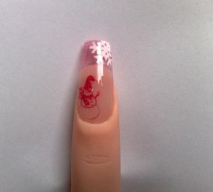  1. Clear-Versuch an Übungshand in Anfänger Nageldesign