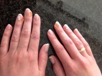 Lilly Draufsicht Gelmodellage Nagelmodellage French mit Sticker, bitte um Kritik in Anfänger Nageldesign