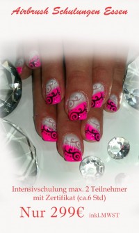 Mal Sommerlich Neu ****  Airbrush Kurse in 45128 Essen **** in Nailart Kurse