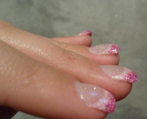 3 2. Gelmodellage-Probleme mit Glitzer in Anfänger Nageldesign