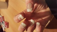 Also Ich arbeite mit dem gel von jolifin. french nägel mit glitzer überzogen in Anfänger Nageldesign