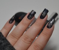 Snowflakes Glam Nails Challenge in Nageldesign