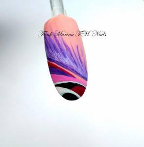 6. helle farbe ( lila, flieder) in streifen hochziehen Nagelmodellage Anleitung mit Acrylfarben in Nageldesign