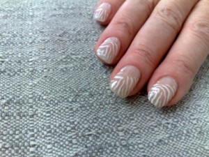 Ohne Tips, komplett neu gemacht. Gelnägel 3 Wochen alt Gelversuche, möchte wissen was alles falsch ist. in Anfänger Nageldesign