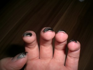  Meine Nägel.schwarz/silber in Anfänger Nageldesign