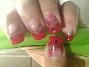  Rot mit streifen, eure meinung ? :) in Anfänger Nageldesign