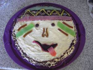Indianertorte zum 6. Geburtstag Hobbybäcker mit gelnägeln :) in Basteln