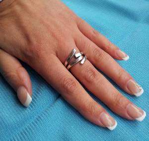 schliches French,Gesamtansicht Erste eigene Modellage, einfaches French in Anfänger Nageldesign