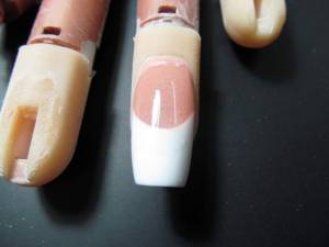 3.ter Finger draufsicht 1. mal Acryl am NT-Fragen in Anfänger Nageldesign