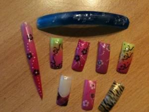 Airbrush Schulung 2 Airbrush Schulung bei Younique in Duisburg in Nailart Schulung