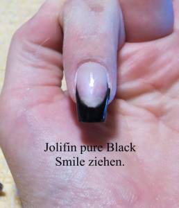 3 BlackBeauty Nails in Nageldesign