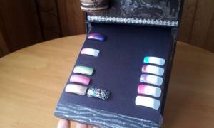 Ausziehbares Nailart-Display... Hier kommen die schönsten Nägel zur Auswahl  Meine neue Gel-und Nailart-Box ;o) in Nagelstudio Zubehör