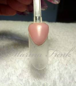 2. mit clear rosa oder milky rosa aufbaugel überdecken, stress und die kannte  Künstliche Nägel mit Glitzer Anleitung von Marina Funk in Nageldesign