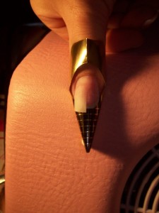 Schablone Notreparatur eines Daumens ;) in Anfänger Nageldesign
