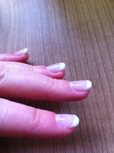 Seitenansicht 1 Allererste Gelmodellage in Anfänger Nageldesign
