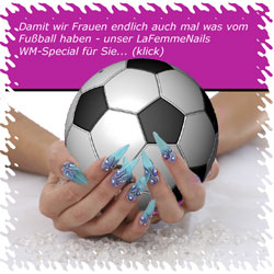 wmspecial_small. Damit wir Frauen endlich auch mal etwas vom Fußball haben. in Online-Shop